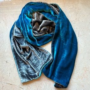 Velvet Scarf, Reversible in Luminous Teal and Silver, Like New